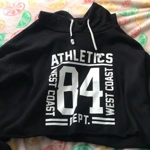 Black cropped sweatshirt